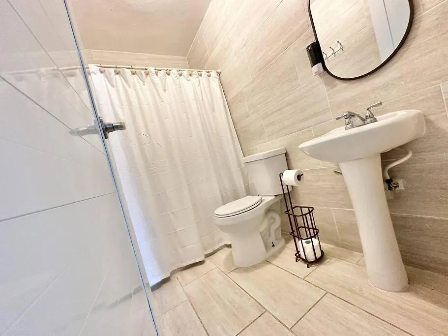 Dy Apartments 카보조로 펜션